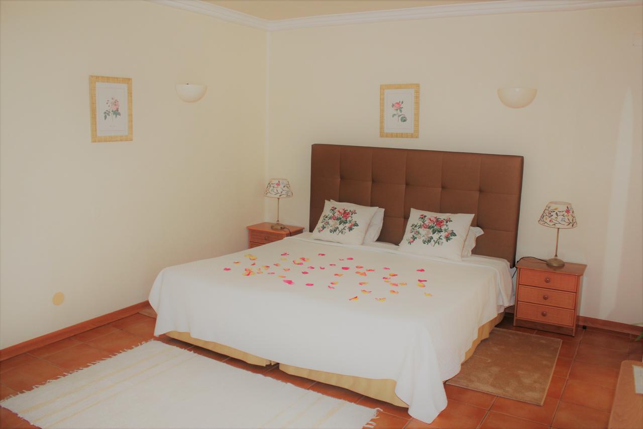 Quinta Dos Oliveiras Bed & Breakfast Carvoeiro  Exterior photo