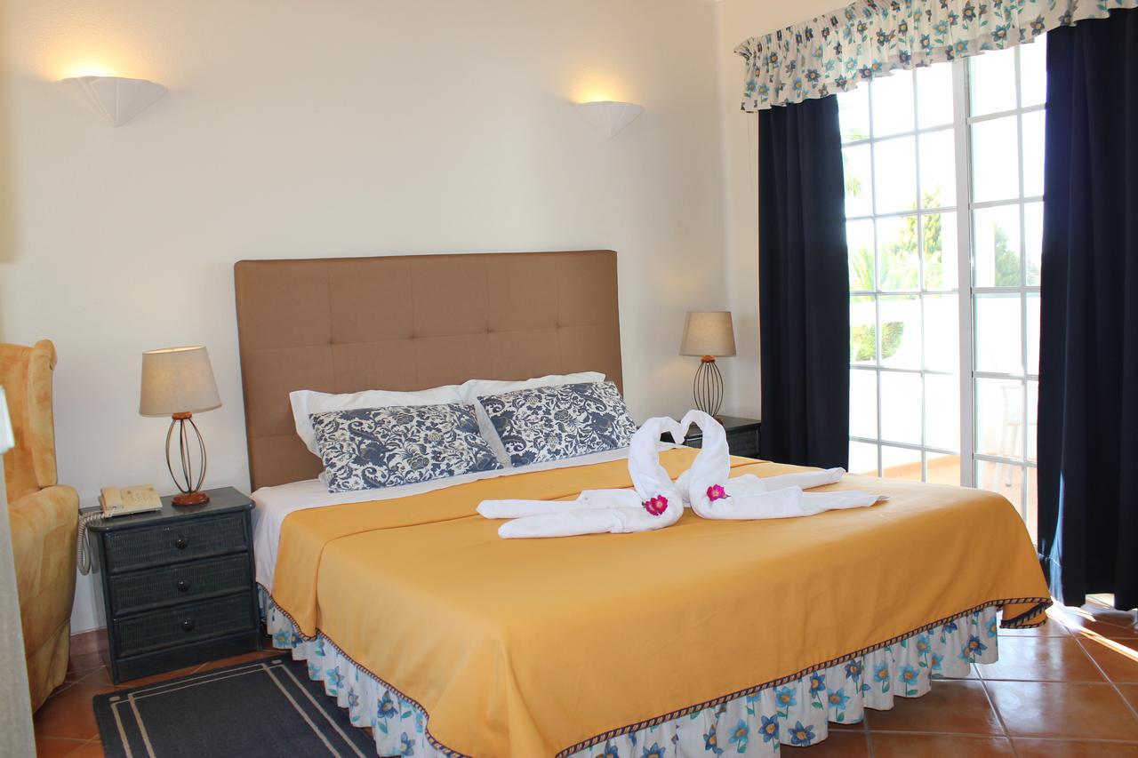 Quinta Dos Oliveiras Bed & Breakfast Carvoeiro  Exterior photo